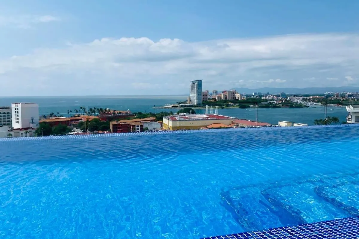 Zoho Skies Loft Rooftop Infinity Pool & Lounge Apartment Puerto Vallarta